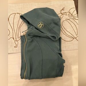 Lululemon Full Length Scuba Hoodie (sz 12)